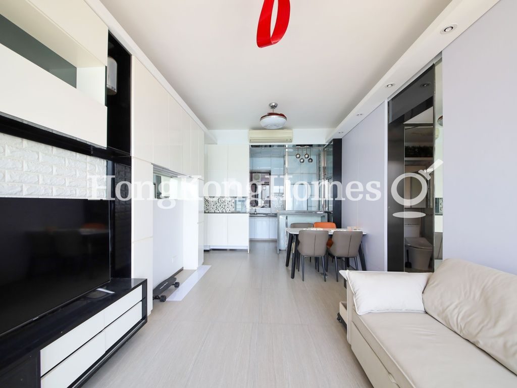 Living and Dining Room — The Arch - Block 1 (Sky Tower), Tsim Sha Tsui