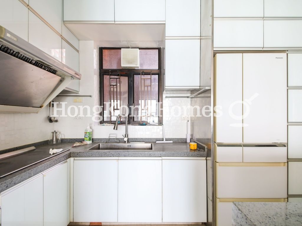 Kitchen — The Arch - Block 1 (Sky Tower), Tsim Sha Tsui