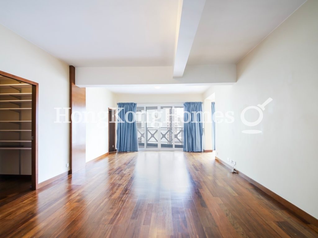 Living and Dining Room — Bo Kwong Apartments, Mid-levels Central