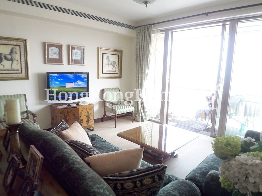 Living Room — Celestial Heights-Celestial Avenue No. 27, Ho Man Tin / Waterloo Road