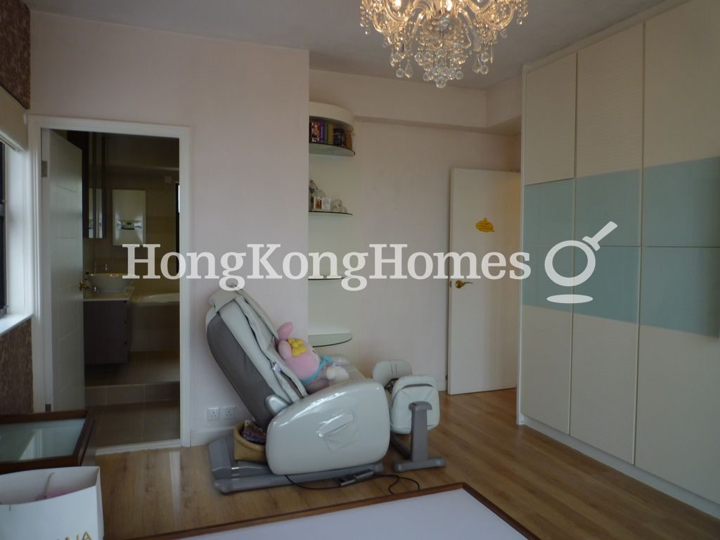 Master Bedroom — Grand Garden - Block 03, Repulse Bay