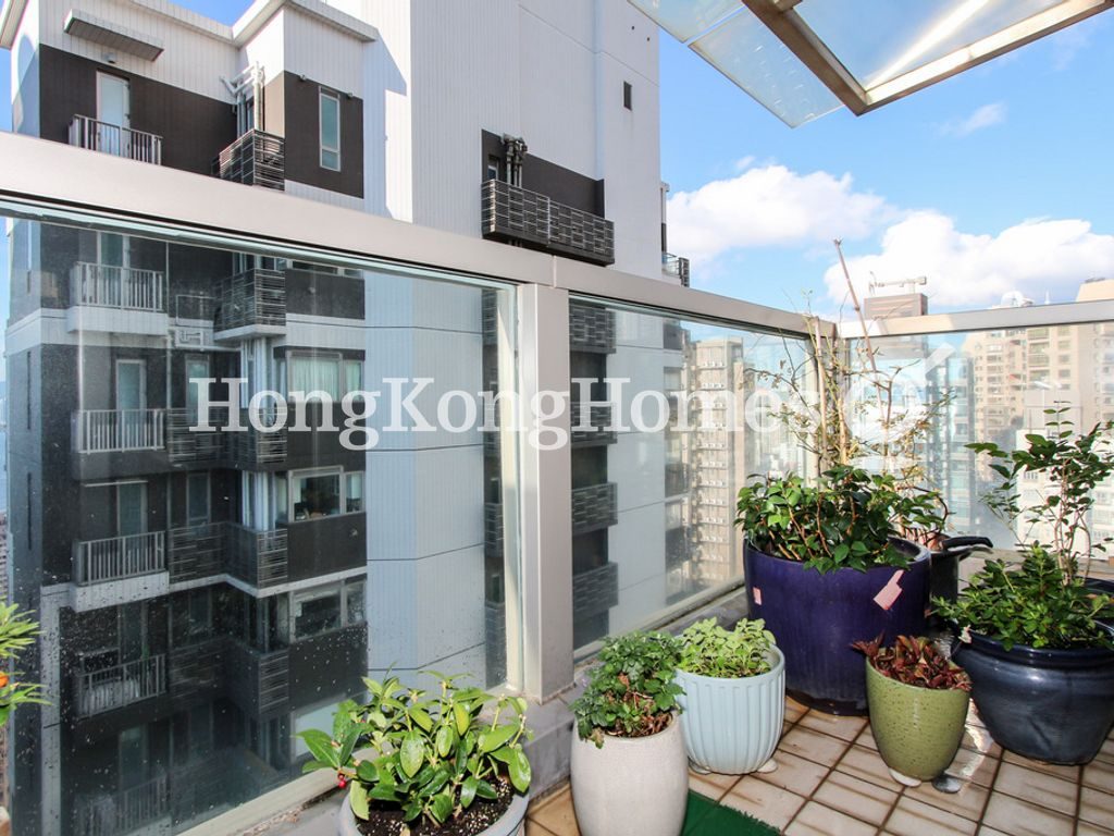 Balcony — Hilary Court, Mid-levels West