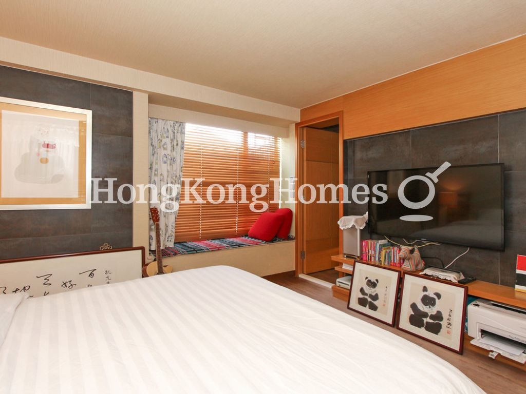 Master Bedroom — Hilary Court, Mid-levels West
