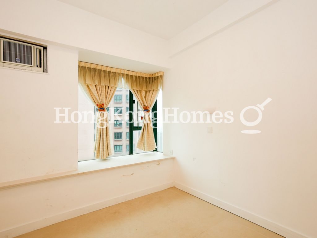 Second Bedroom — Hillsborough Court - Block 01, Mid-levels Central