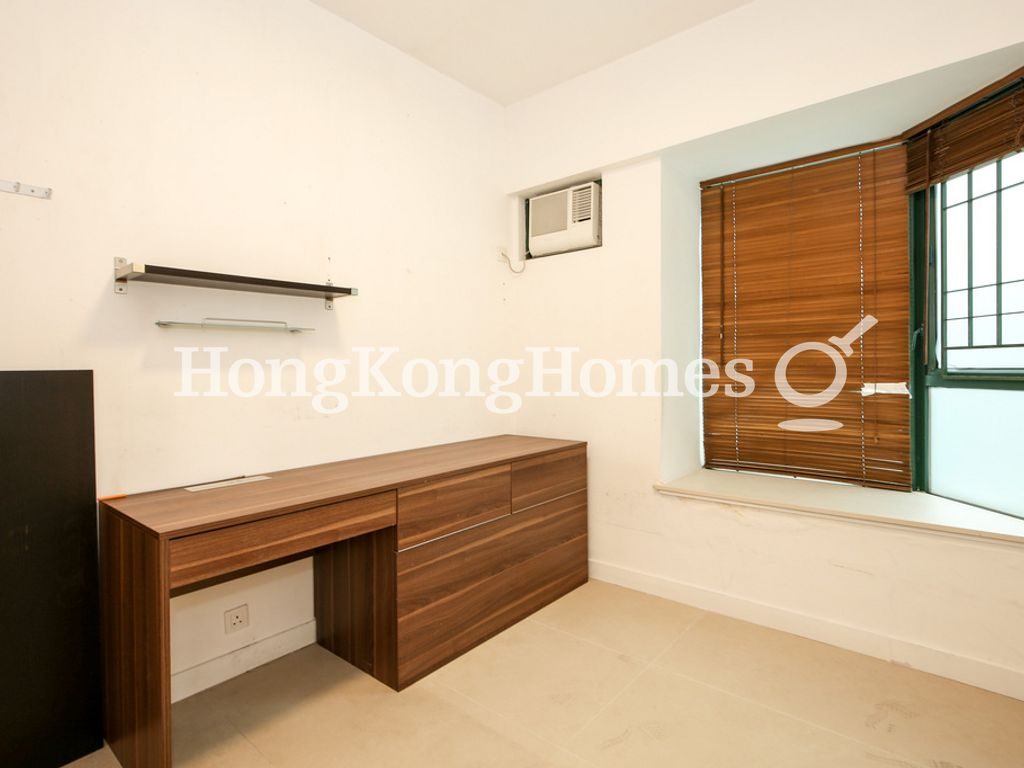 Third Bedroom — Hillsborough Court - Block 01, Mid-levels Central