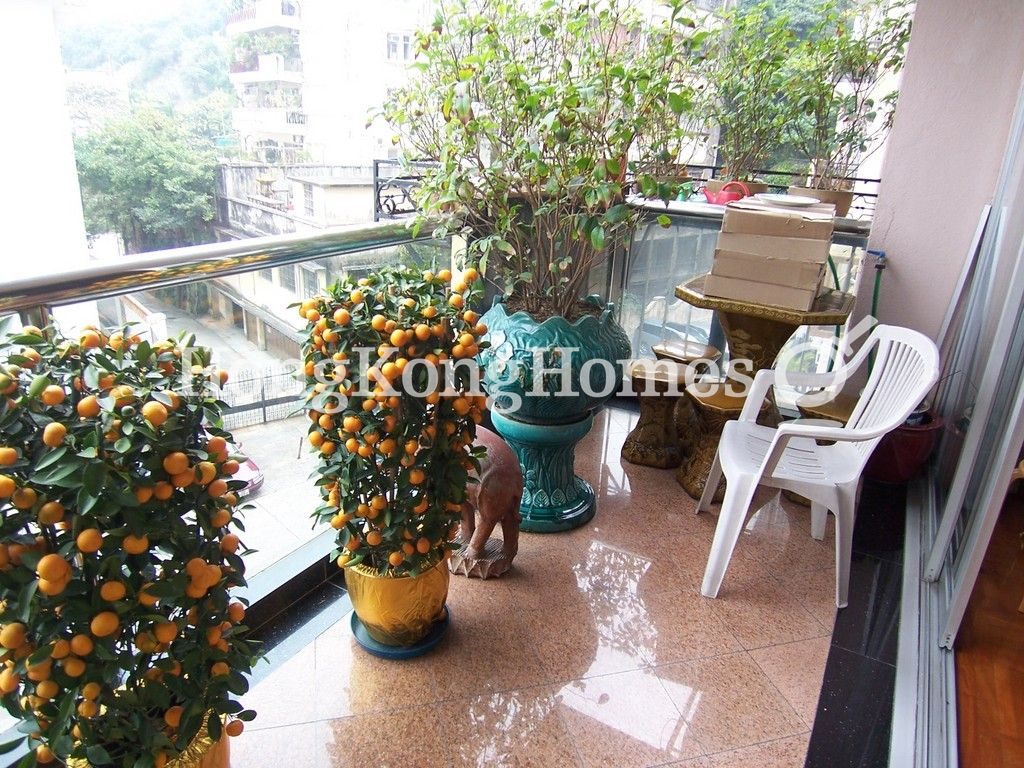 Balcony — La Clare Mansion - Block A, Pokfulam