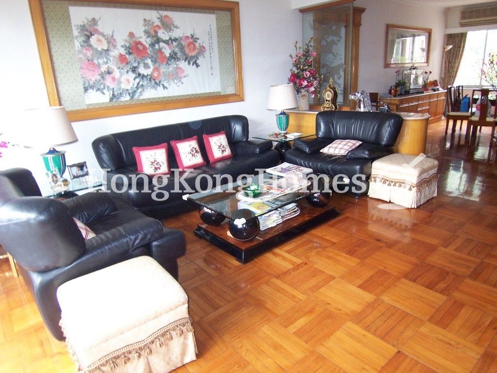 Living Room — La Clare Mansion - Block A, Pokfulam