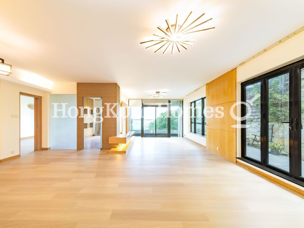 Living and Dining Room — La Mer - Block 02, Pokfulam