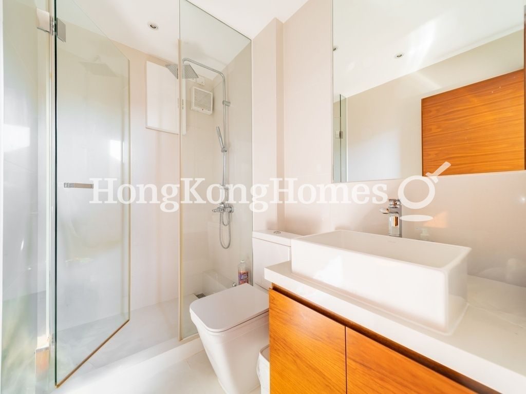 Guest Bathroom — Monticello, Mid-levels East