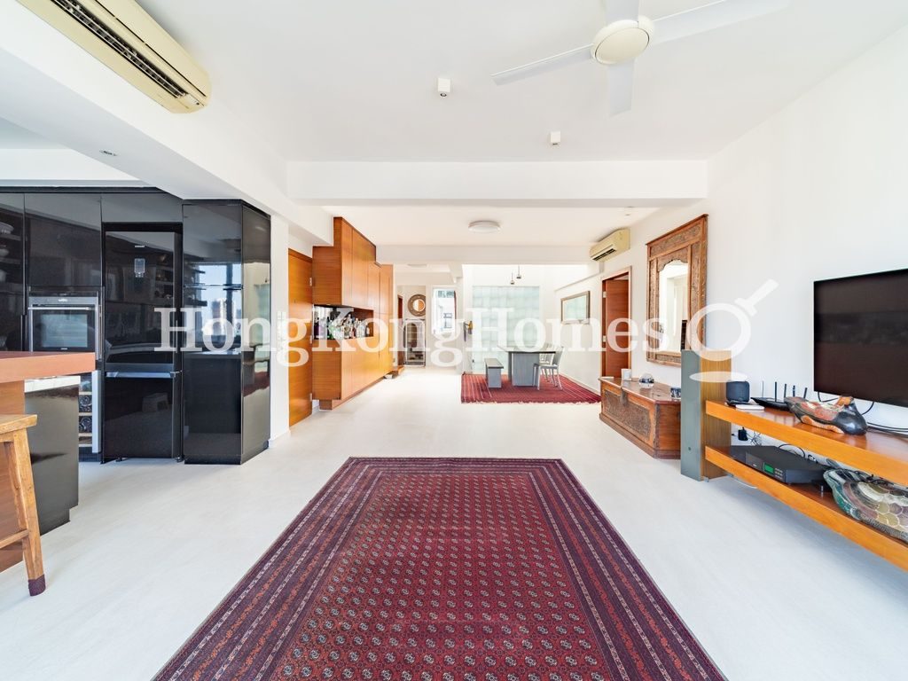 Living and Dining Room — Monticello, Mid-levels East
