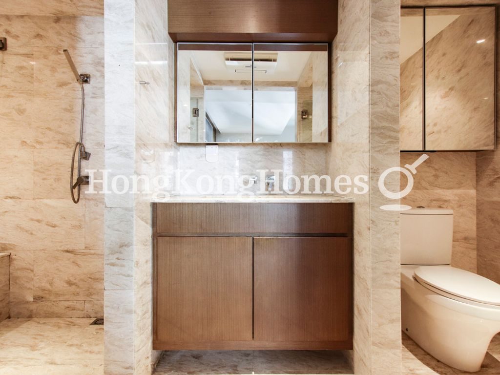 Master Bathroom — Park View Court - Block A, Mid-levels West