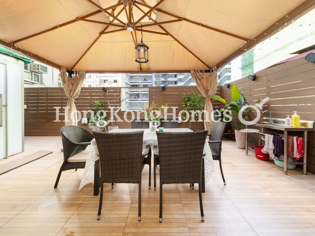 Private Terrace — Kam Wa Building, Sai Ying Pun