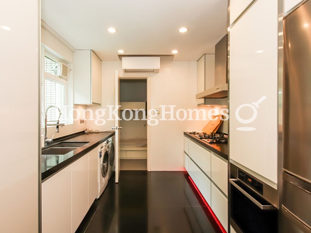 Kitchen — South Bay Palace - Block 02, Repulse Bay