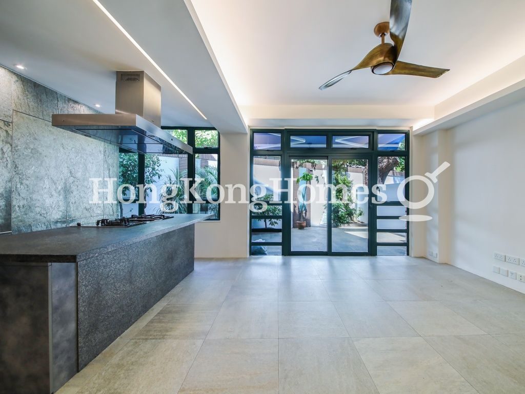 Living and Dining Room — Stanford Villa - Block 02, Stanley