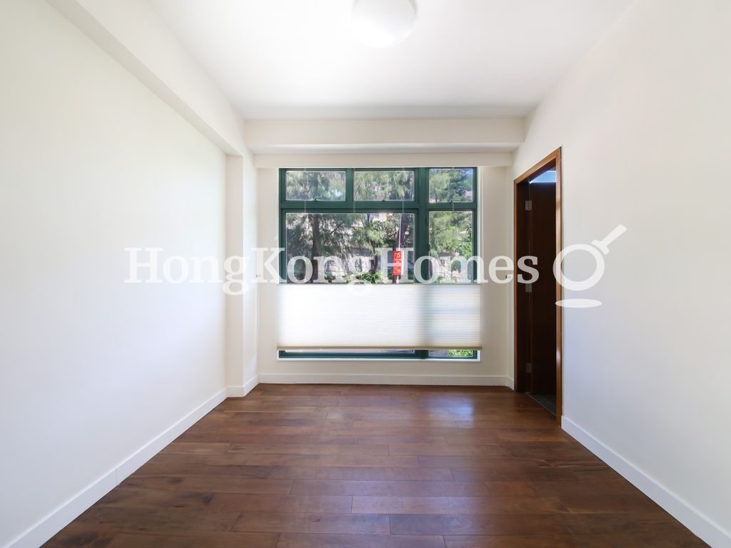 Second Ensuite Bedroom — Stanford Villa - Block 02, Stanley