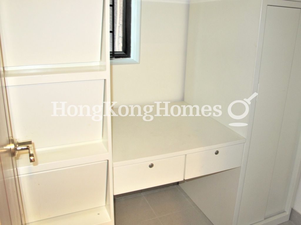 Maid's Room — The Arch - Block 1 (Sky Tower), Tsim Sha Tsui