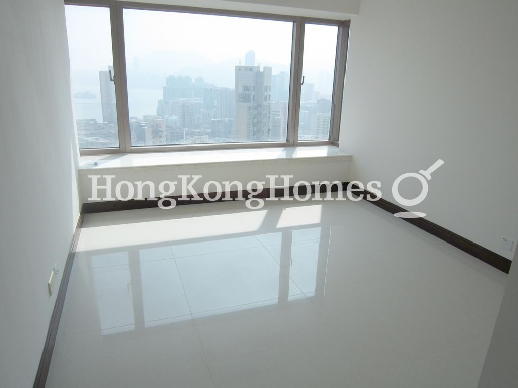 Master Bedroom — Celestial Heights-Celestial Avenue No. 27, Ho Man Tin / Waterloo Road