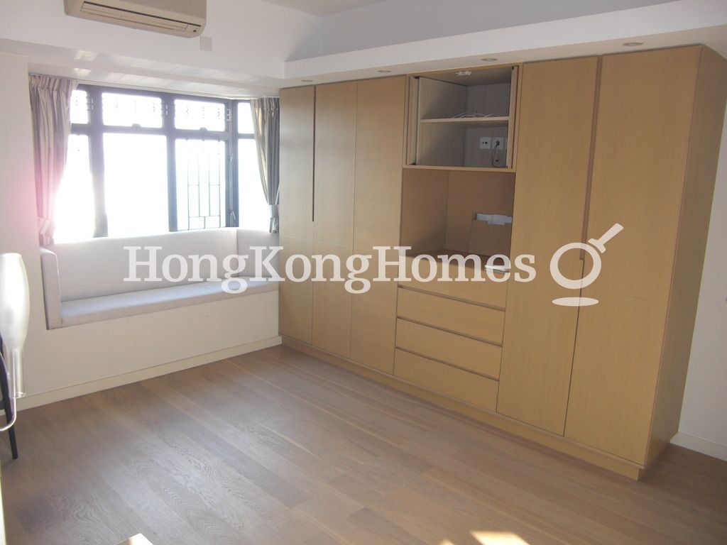 Master Bedroom — Grand Garden - Block 03, Repulse Bay