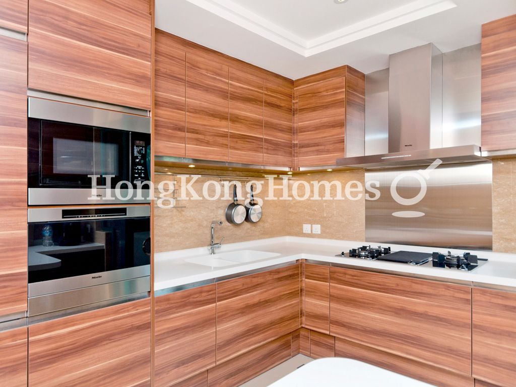 Kitchen — Hillsborough Court - Block 04 - The Royal Tower, Mid-levels Central