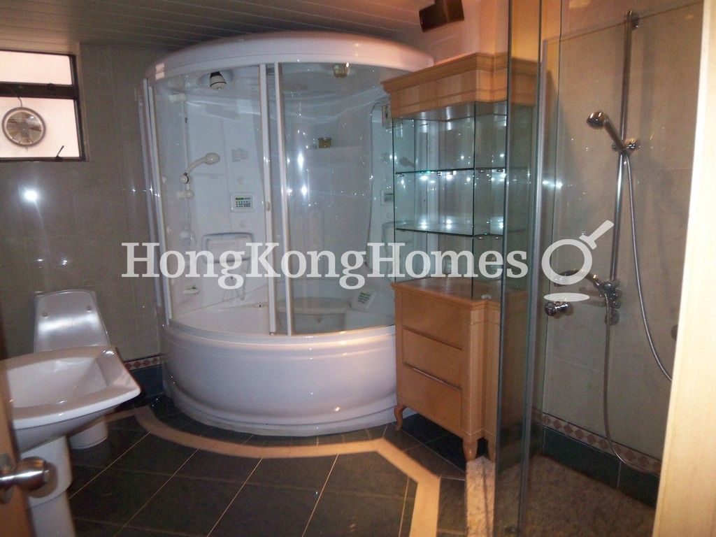 Master Bathroom — Ventris Place - Block B, Happy Valley