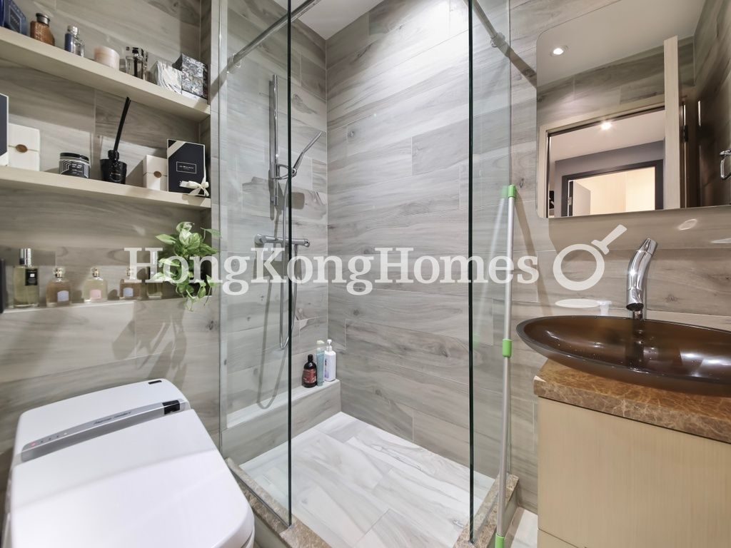Guest Bathroom — Greenside Villa - Block A, Happy Valley