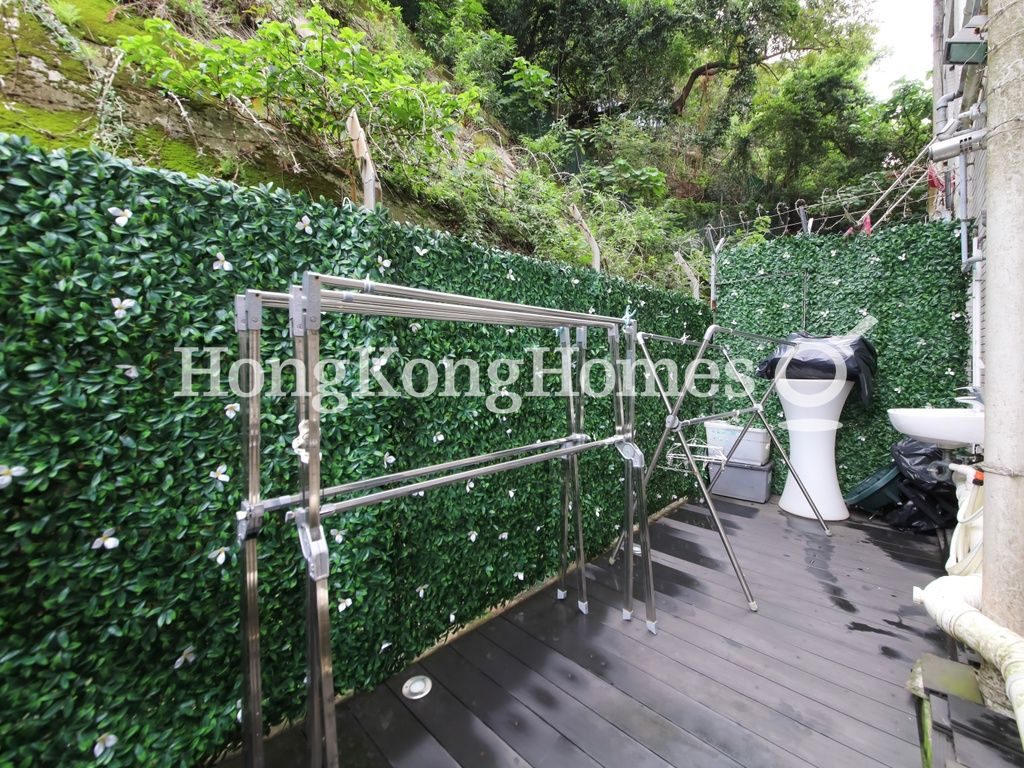 Private Terrace — Greenside Villa - Block A, Happy Valley