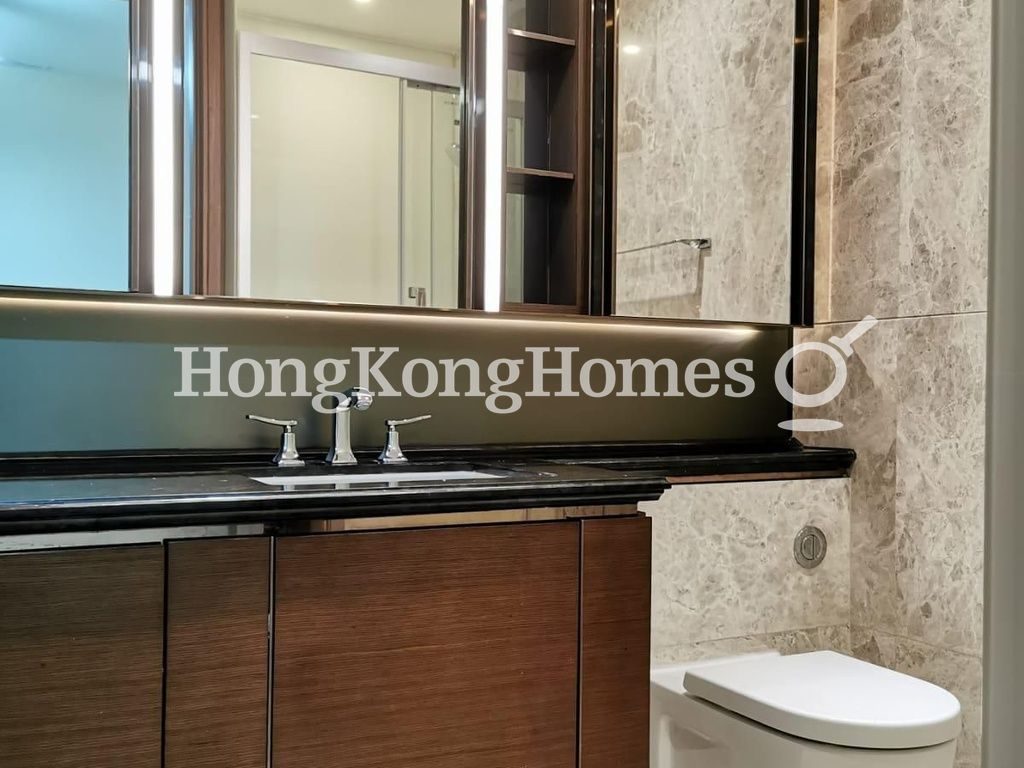 Bathroom — Parc Inverness - Tower 1, Kowloon Tong