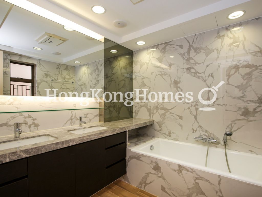 Master Bathroom — Elm Tree Towers - Block A, Jardine's Lookout