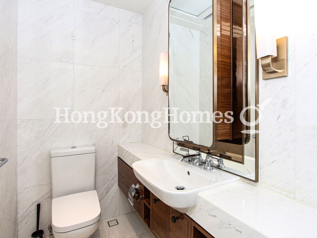 Guest Bathroom — Kensington Hill, Sai Ying Pun
