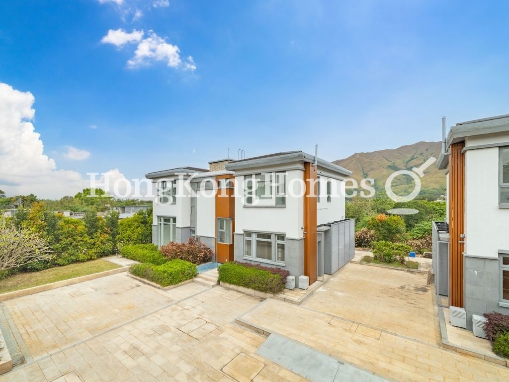 Outlook of the House — Mountain View, Yuen Long