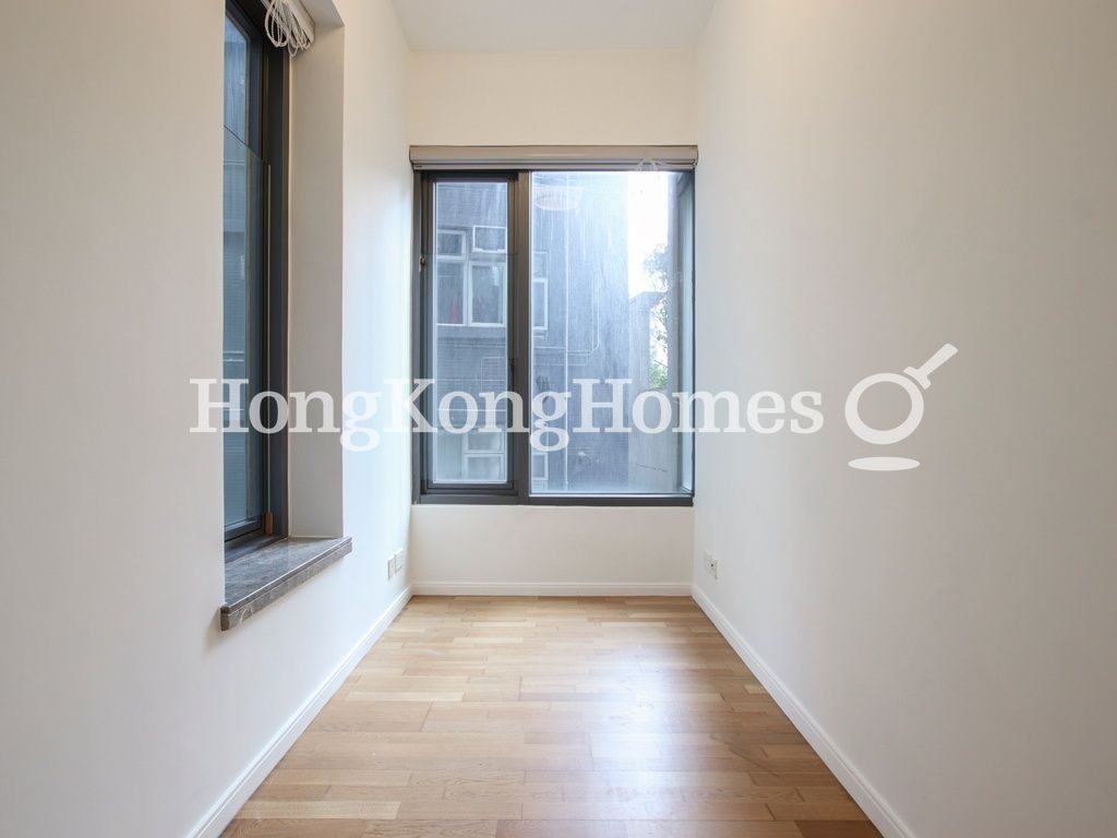 Third Bedroom — Seymour, Mid-levels West