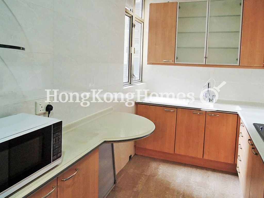 Kitchen — Sorrento Tower - 1, Tsim Sha Tsui