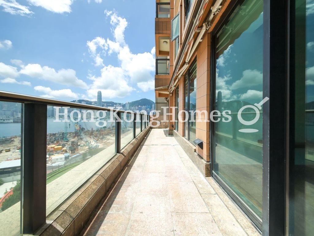Private Terrace — The Arch - Block 2A (Moon Tower), Tsim Sha Tsui