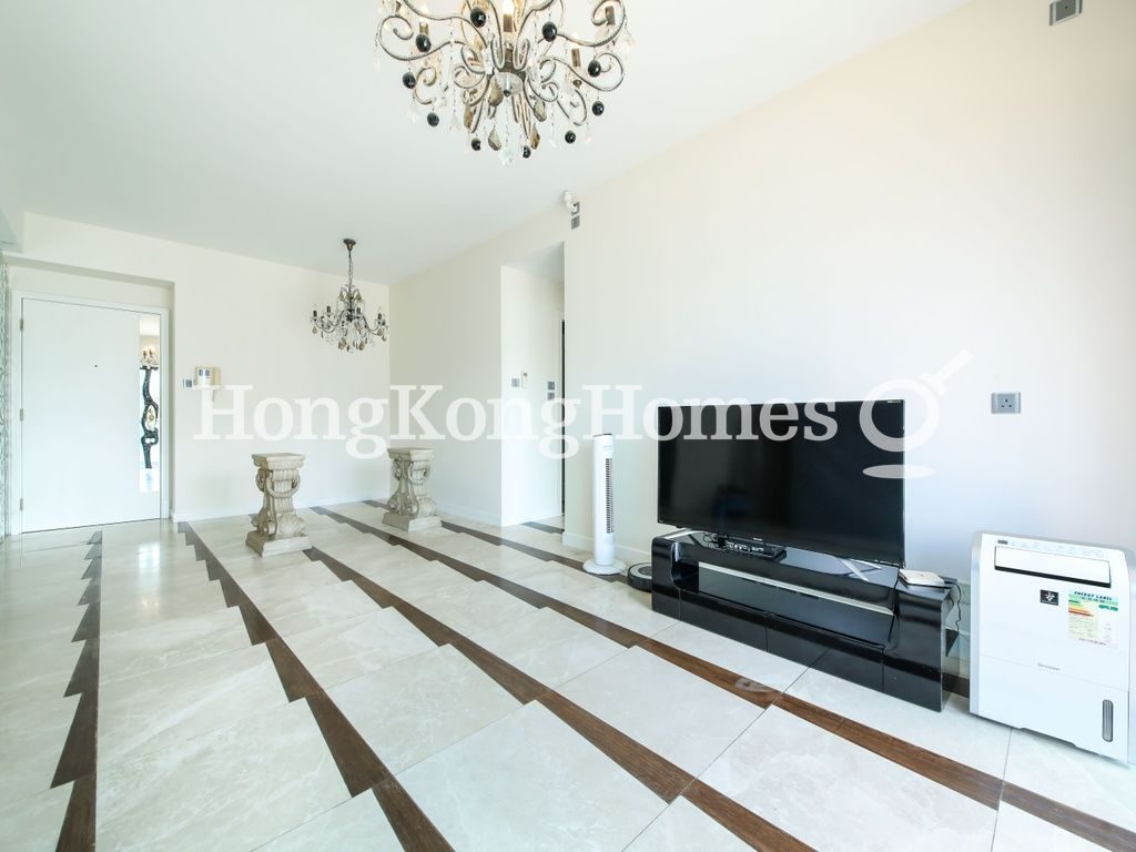 Living and Dining Room — The Arch - Block 2A (Moon Tower), Tsim Sha Tsui
