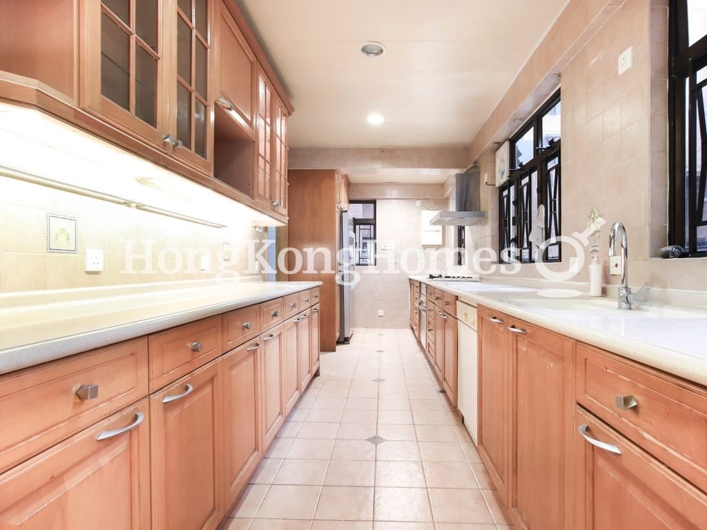 Kitchen — Hong Kong Garden, Mid-levels West