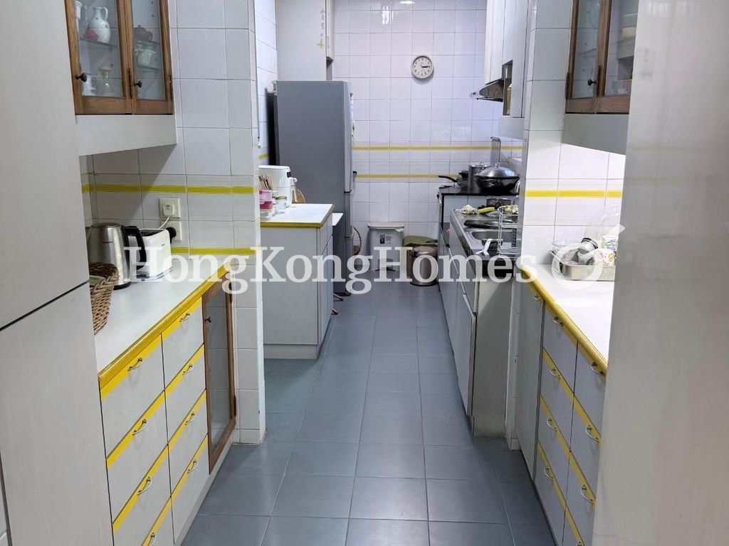 Kitchen — Wealthy Heights, Mid-levels Central