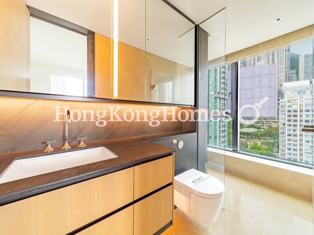 Master Bathroom — Tung Street, 42, Sheung Wan