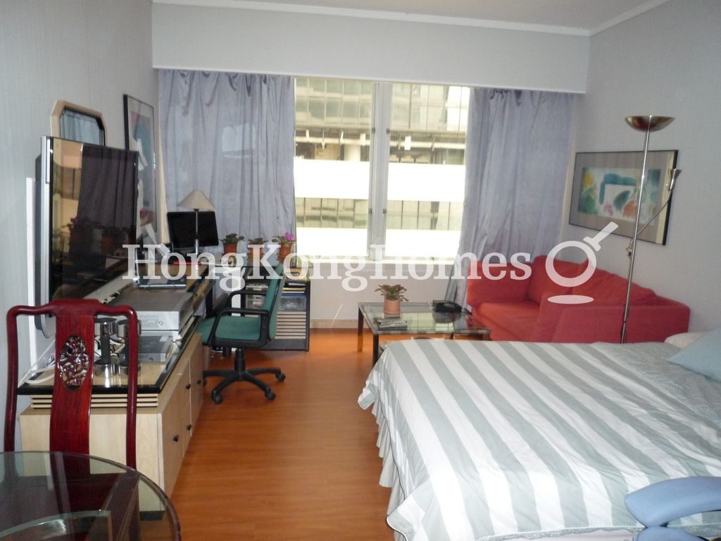 Studio — Convention Plaza Apartments, Wan Chai