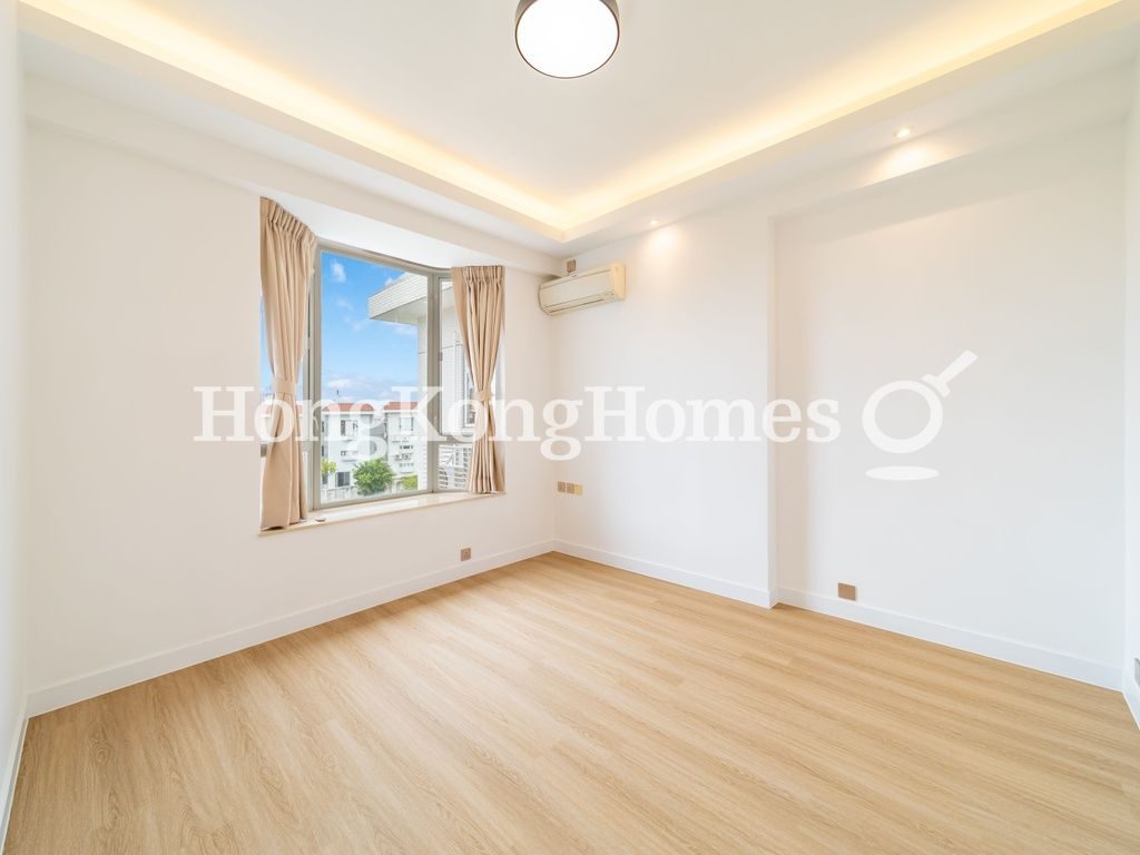 Second Bedroom — Hillgrove, Chung Hom Kok