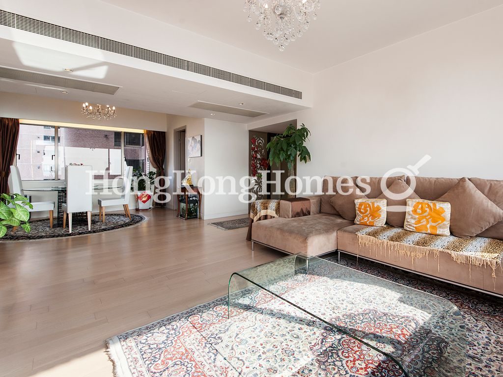 Living and Dining Room — Hong Kong Parkview - Tower 14, Repulse Bay