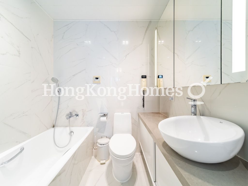 Master Bathroom — Residence Bel-air - Phase 04, Peak Tower 06, Pokfulam