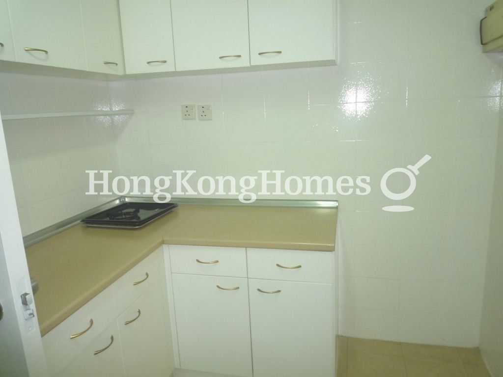 Kitchen — South Bay Gardens - Block B, Repulse Bay