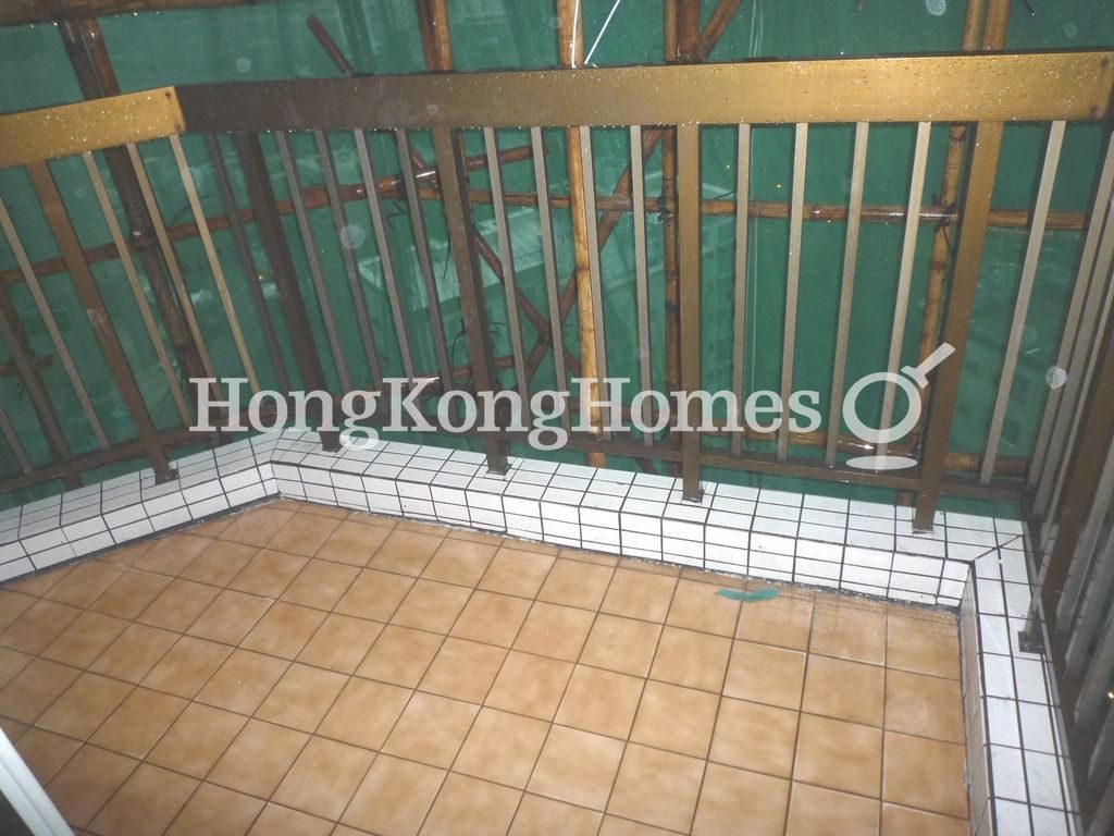 Balcony — South Bay Gardens - Block B, Repulse Bay