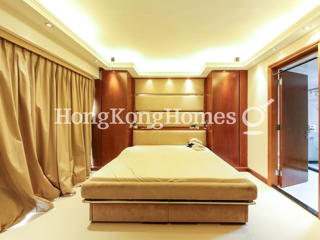 Master Bedroom — Pacific View - Block 04, Tai Tam