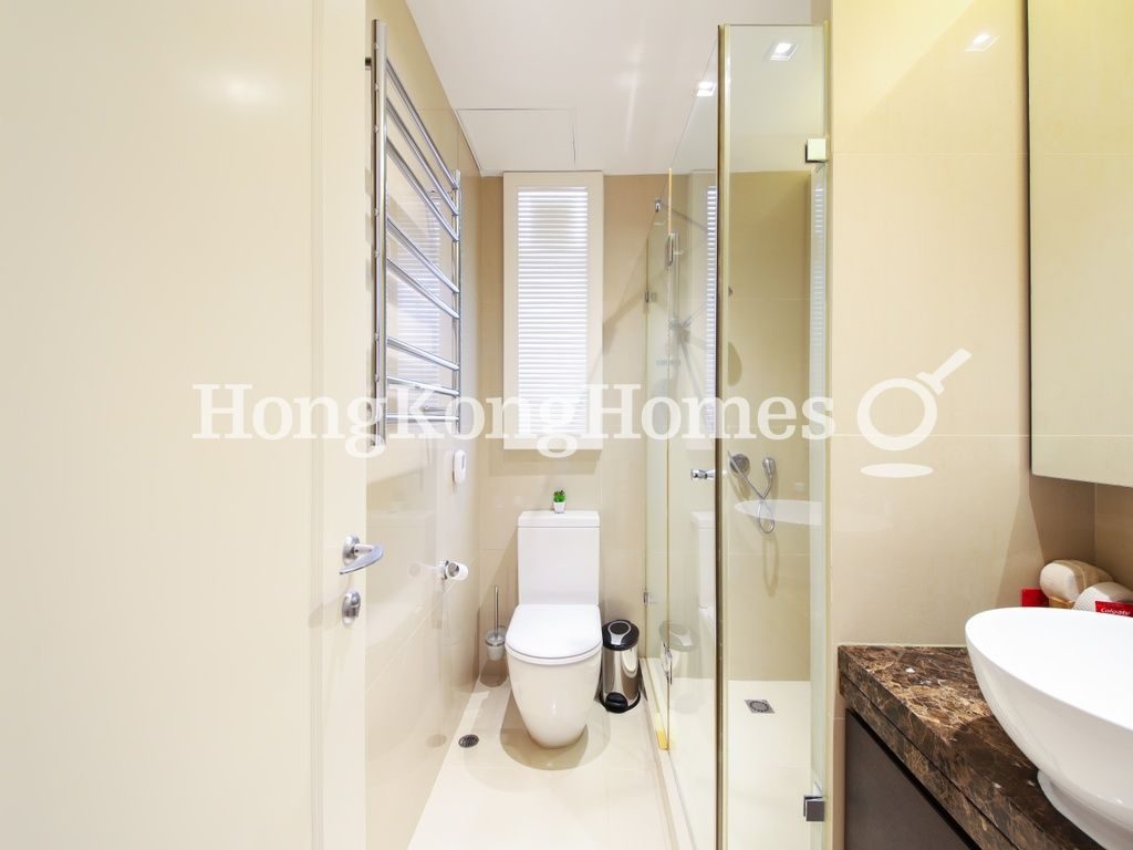 Guest Bathroom — Hillgrove, Chung Hom Kok