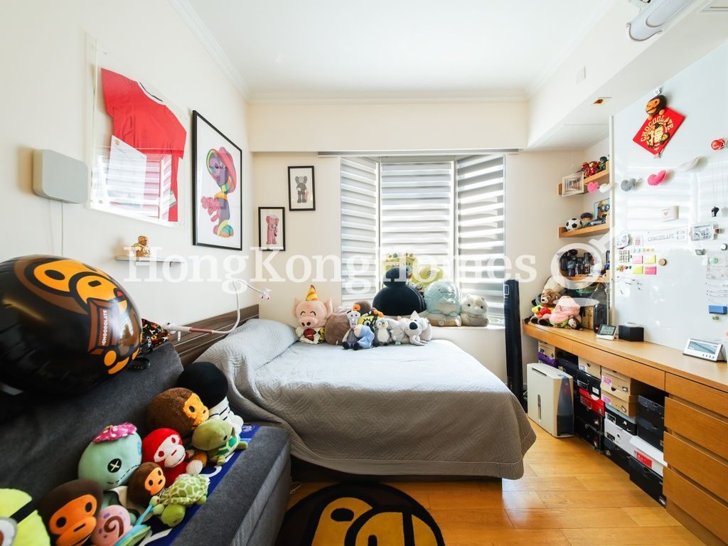 Third Bedroom — Hillgrove, Chung Hom Kok
