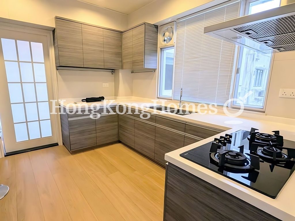 Kitchen — Pearl Gardens, Mid-levels West