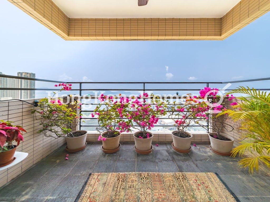 Balcony off Living and Dining Room — Baguio Villa - Block 31, Pokfulam