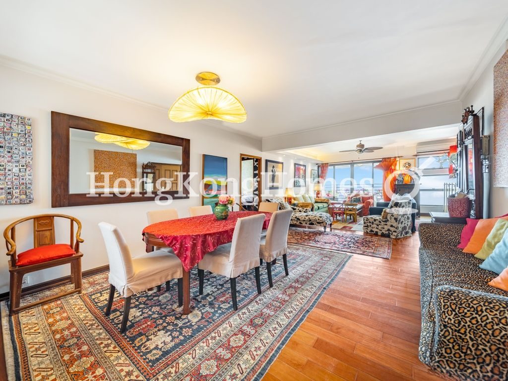 Living and Dining Room — Baguio Villa - Block 31, Pokfulam