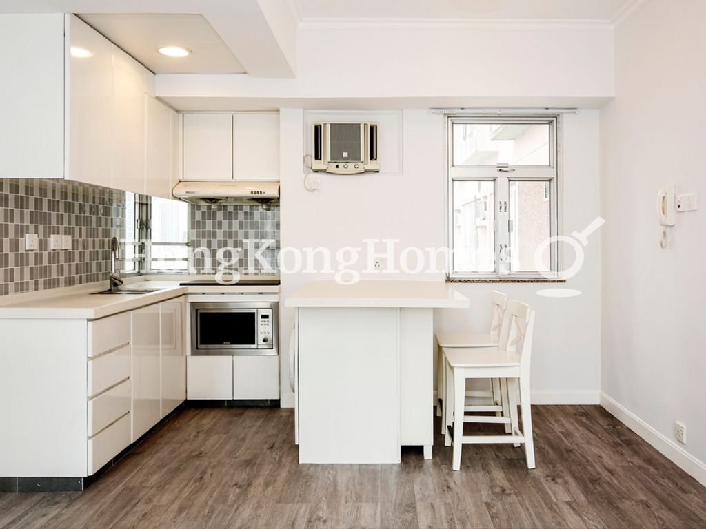 Open Kitchen — Grandview Garden-Tower 2, Mid-levels West